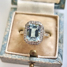 Load image into Gallery viewer, Vintage 18ct Gold Aquamarine and Diamond Cluster Ring in box
