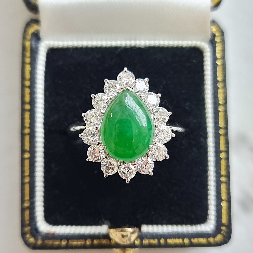 Vintage Platinum Jade 2.39ct and Diamond 1.03ct Cluster Ring in box