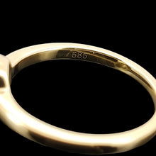 Load image into Gallery viewer, 14K Yellow Gold Peridot and Diamond Oval Cluster Ring
