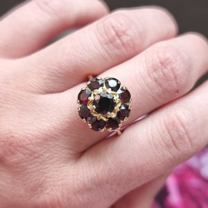 Vintage 18ct Yellow Gold Garnet Cluster Ring modelled