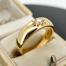 Load image into Gallery viewer, Vintage 18ct Yellow Gold Old Cut Diamond Gypsy Set Ring, 0.30ct
