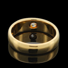 Load image into Gallery viewer, Vintage 18ct Yellow Gold Old Cut Diamond Gypsy Set Ring, 0.30ct
