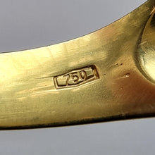 Load image into Gallery viewer, Vintage 18ct Gold Floral Signet Ring fineness mark
