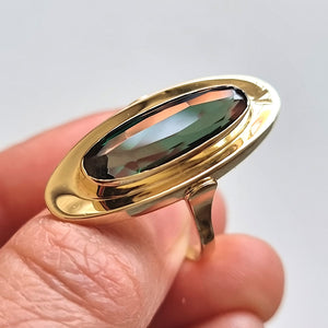 Vintage 14ct Gold Green Tourmaline Statement Ring in hand