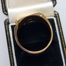 Load image into Gallery viewer, Vintage 18ct Gold Diamond Signet Ring
