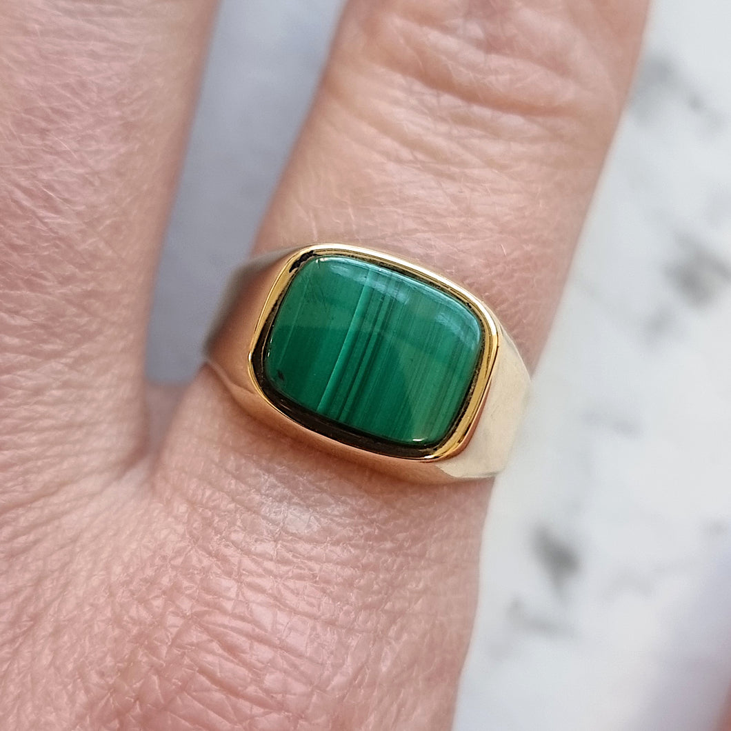 18ct Yellow Gold Malachite Signet Ring modelled