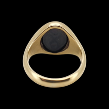 Load image into Gallery viewer, Vintage 9ct Gold Sardonyx Signet Ring, Hallmarked Sheffield 1976 from behind
