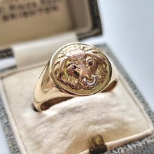 Load image into Gallery viewer, Vintage 9ct Gold Bull Ring in box
