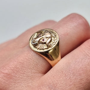Vintage 9ct Gold Bull Ring modelled