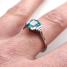 Load image into Gallery viewer, Vintage 9ct White Gold Blue Zircon Ring modelled
