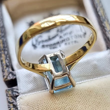 Load image into Gallery viewer, Vintage 18ct Gold Blue Topaz Solitaire Ring back
