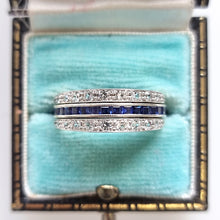 Load image into Gallery viewer, Vintage 9ct White Gold Paste Night &amp; Day Ring in box
