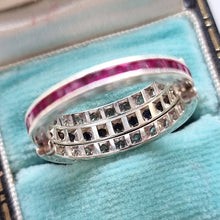 Load image into Gallery viewer, Vintage 9ct White Gold Paste Night &amp; Day Ring back
