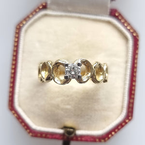 Vintage 18ct Gold 0.20ct Diamond Solitaire Ring in box