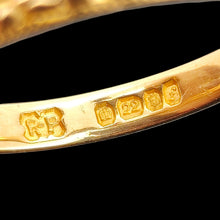 Load image into Gallery viewer, A yellow gold floral patterned wedding band ring, hallmarked 22 carat gold, dated London 1961, maker R.P
