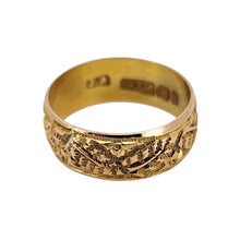 Load image into Gallery viewer, Victorian 9ct Gold Leaf Patterned Band, Hallmarked Birmingham 1897 front
