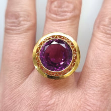Load image into Gallery viewer, Vintage 18ct Gold Synthetic Alexandrite Dress Ring modelled
