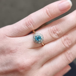 Vintage 18ct Gold Blue Zircon and Diamond Cluster Ring modelled