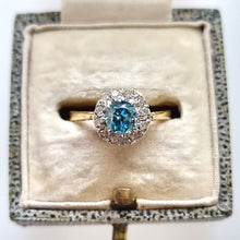 Load image into Gallery viewer, Vintage 18ct Gold Blue Zircon and Diamond Cluster Ring in box
