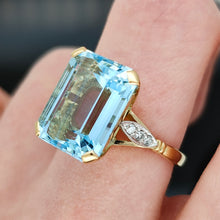 Load image into Gallery viewer, Vintage 18ct Yellow Gold &amp; Platinum Aquamarine and Diamond Dress Ring
