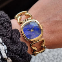 Load image into Gallery viewer, Longines Retro 1970&#39;s 9ct Gold Lapis Dial Mechanical Wrist Watch modelled
