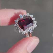 Load and play video in Gallery viewer, Vintage 18ct White Gold Garnet &amp; Diamond Cluster Ring, 3.62ct
