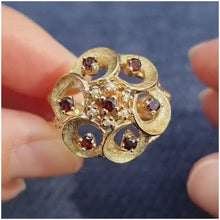 Load and play video in Gallery viewer, Vintage 14ct Gold Garnet &amp; Pearl Statement Cluster Ring
