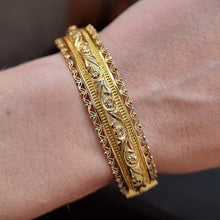 Load image into Gallery viewer, Antique 9ct Gold Embossed Bangle, Hallmarked Birmingham 1913 modelled
