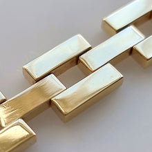 Load image into Gallery viewer, Vintage 9ct Gold Reversible Square Link Bracelet, 28.2 grams plain links
