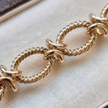 Load image into Gallery viewer, Vintage 9ct Gold Twisted Oval Link Bracelet, 18.8 grams close-up

