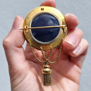 Victorian 15ct Gold Emerald Locket Back Brooch in hand