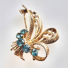 Load image into Gallery viewer, Vintage 9ct Gold Blue Zircon &amp; Pearl Bouquet Brooch front

