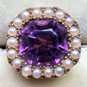 Miniature Victorian 15ct Gold Amethyst & Seed Pearl Brooch close-up