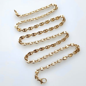 Vintage 9ct Gold 18" Anchor Link Neckchain, 24.9 grams flat lay