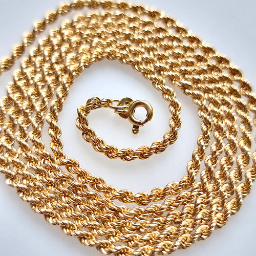 Vintage 9ct Gold Long 32