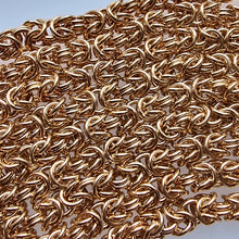 Load image into Gallery viewer, Vintage 9ct Gold Long 30&quot; Byzantine Chain, 37.8 grams detail
