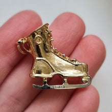 Load image into Gallery viewer, Vintage 9ct Gold Ice Skate Charm in hand
