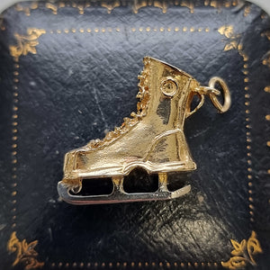 Vintage 9ct Gold Ice Skate Charm side