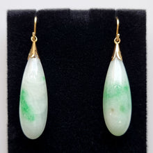 Load image into Gallery viewer, Vintage 18ct Gold Jade Drop Earrings in box
