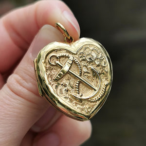 Antique 9ct Gold Back & Front Heart Locket