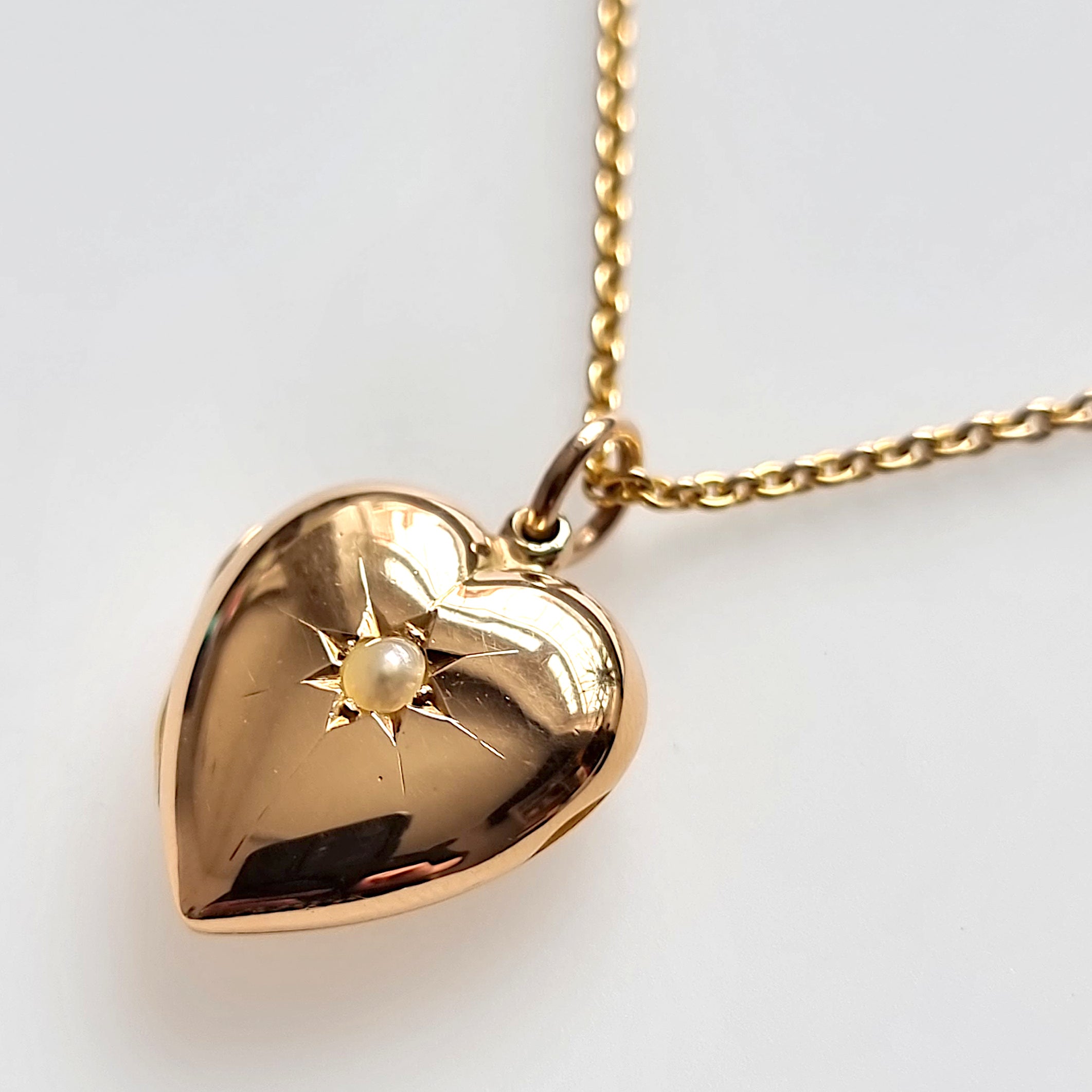 Antique 15ct Gold Pearl Heart Locket with Chain – Jeremy