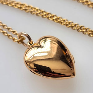 Antique 15ct Gold Pearl Heart Locket with Chain back
