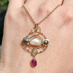 Art Nouveau 9ct Gold Garnet & Pearl Pendant Necklace