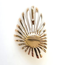Load image into Gallery viewer, Vintage 9ct Gold Pearl Pendant, Hallmarked 1972 back
