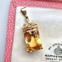 Load image into Gallery viewer, Vintage 9ct Gold Citrine Pendant front
