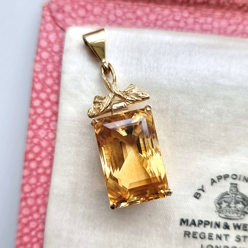 Vintage 9ct Gold Citrine Pendant front