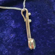 Load image into Gallery viewer, Vintage 18ct Gold &amp; Platinum Aquamarine and Pearl Pendant side
