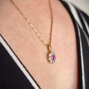 Vintage 18ct Gold Ruby & Diamond Cluster Pendant, 0.60ct modelled with chain