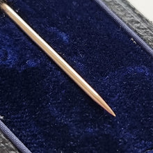 Load image into Gallery viewer, Antique 15ct/9ct Gold Sapphire Knot Tie/Stick Pin
