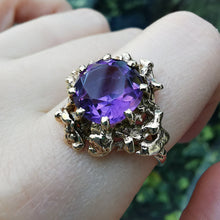 Load image into Gallery viewer, Vintage 9ct Gold Amethyst Abstract Ring
